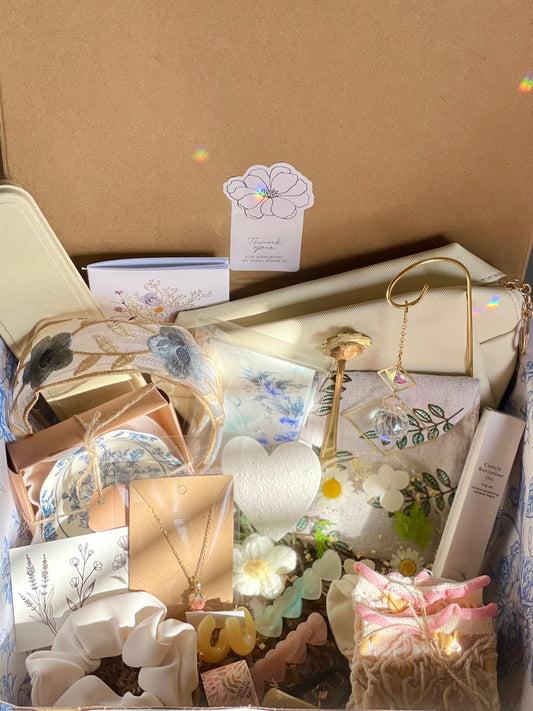 Luxe Glow Mystery Box